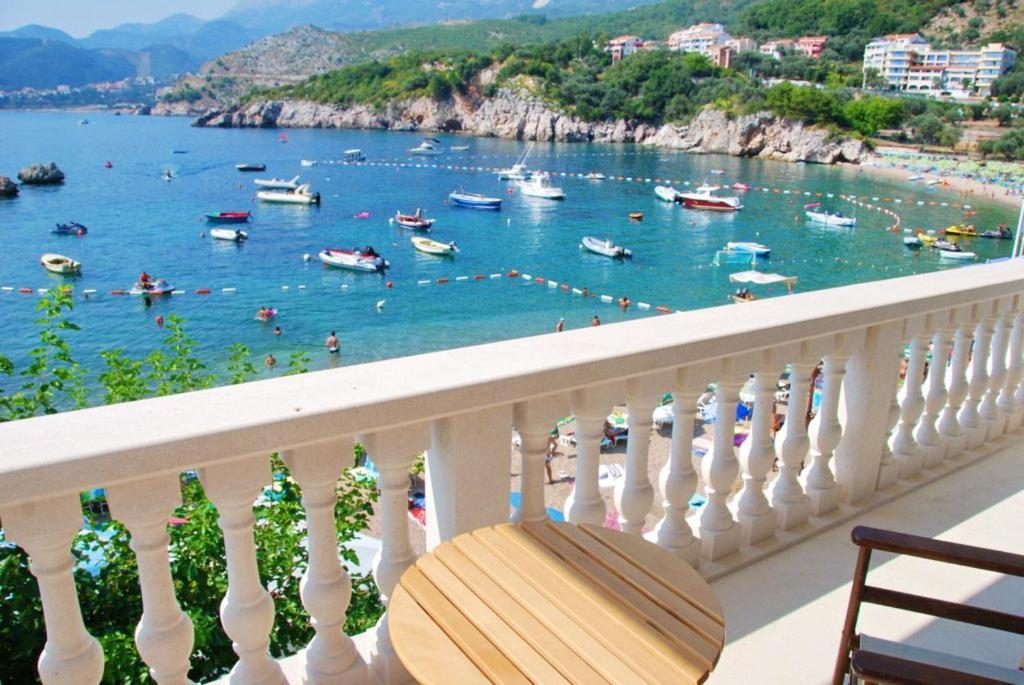 Przno Luxury Apartments Sveti Stefan Ngoại thất bức ảnh